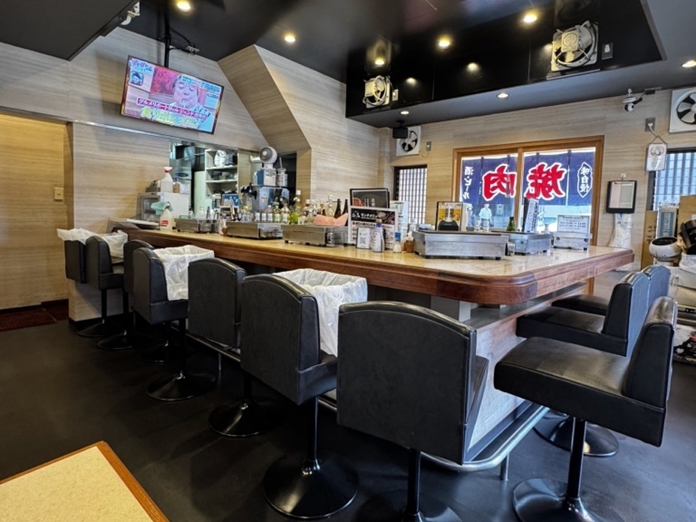 店内カウンターの改装前